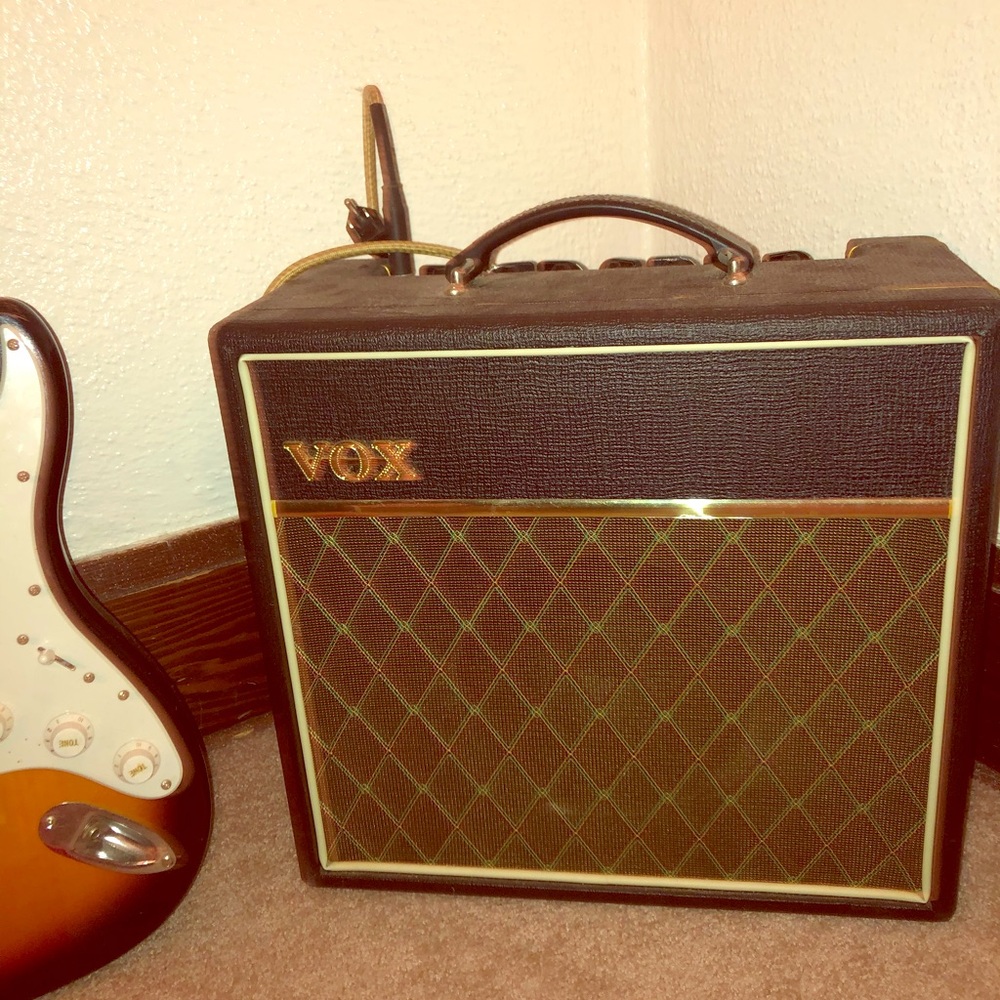 Pathfinder 15 box electric guitar amp